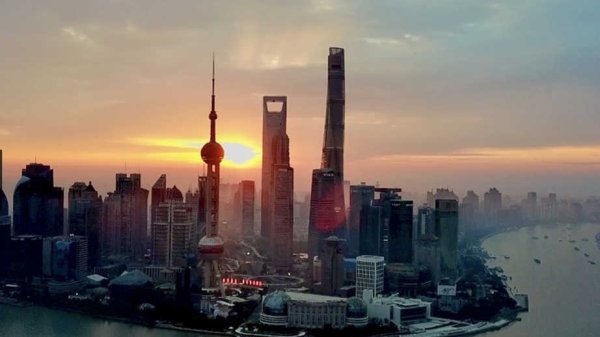 卓信宝 提升企业出海服务功能，加快“人工智能+政务服务”改革……今天的上海市政府常务会议研究了这些重要事项